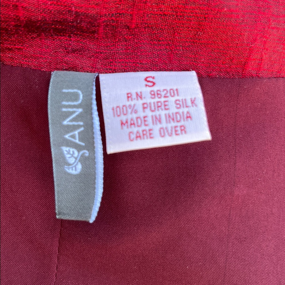 Silk 100% Elegant Red Women's Jacket Indian Embroidered Size S - Picture 8 of 9